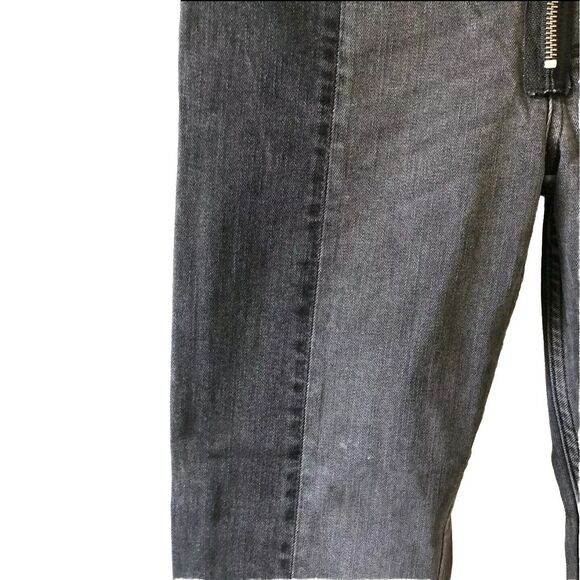 Zara Black Jeans Exposed Zip Patch Work Size USA 4, EUR 36,  MEX 26 - Picture 3 of 8